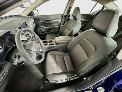 Used 2024 Nissan Altima 2.5 S FWD image 13