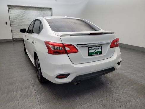 Used 2018 Nissan Sentra SR FWD image 5