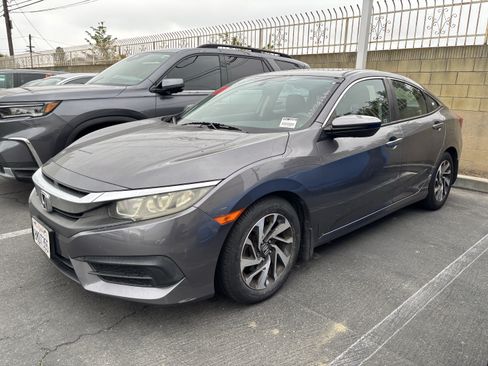 Used 2016 Honda Civic EX image 2