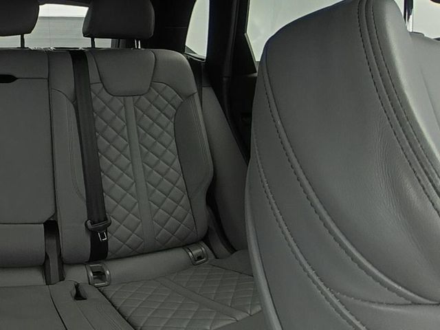 Used 2019 Audi SQ5 Premium Plus AWD/4WD image 36