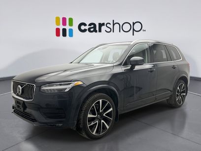Used 2022 Volvo XC90 T6 Momentum w/ Advanced Package