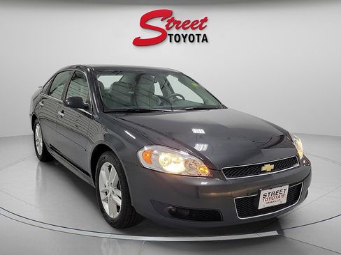 Used 2016 Chevrolet Impala LTZ FWD image 6