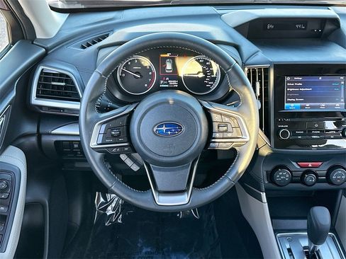 Used 2021 Subaru Forester Premium image 22