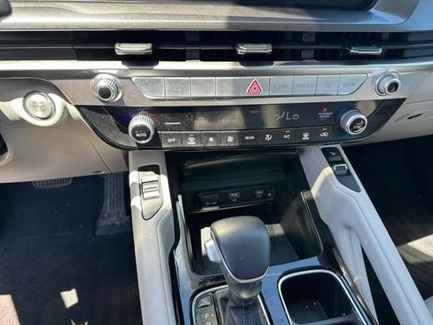 Used 2024 Kia Telluride S w/ S Sunroof Package AWD/4WD image 24