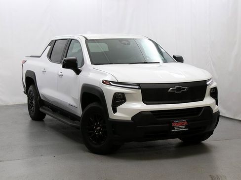 Used 2024 Chevrolet Silverado EV W/T image 1