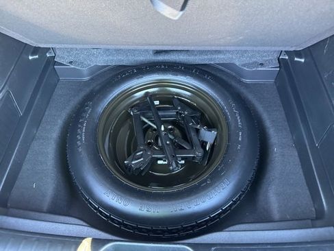 Used 2020 Jeep Cherokee Latitude Plus image 35