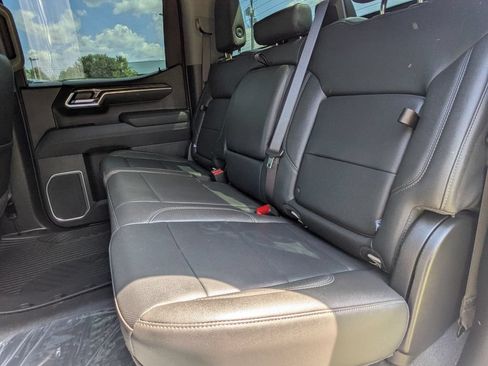 Used 2025 Chevrolet Silverado 1500 LTZ AWD/4WD image 11