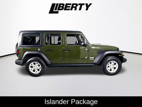 Used 2021 Jeep Wrangler Unlimited Islander image 9