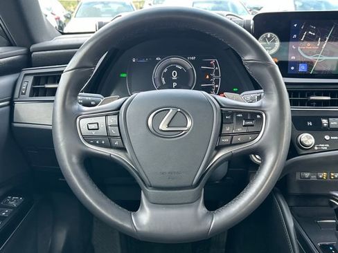 Used 2024 Lexus ES 300h w/ Premium Package image 21