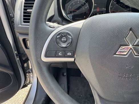 Used 2024 Mitsubishi Outlander Sport ES image 17