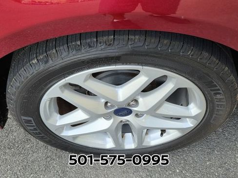 Used 2016 Ford Fusion SE FWD image 9