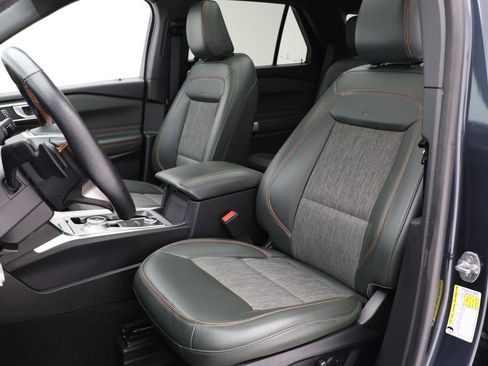 Used 2022 Ford Explorer Timberline image 19