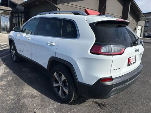 Used 2019 Jeep Cherokee Limited AWD/4WD image 3