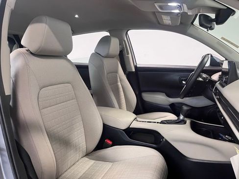 Used 2023 Honda HR-V LX image 10