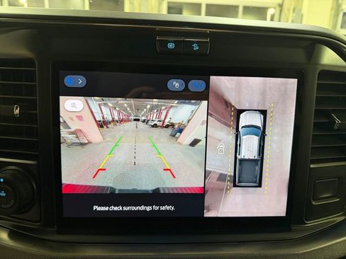 Used 2025 Ford F250 Platinum w/ Tremor Off-Road Package image 24