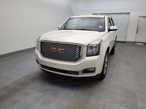 Used 2015 GMC Yukon Denali w/ Premium Package image 15