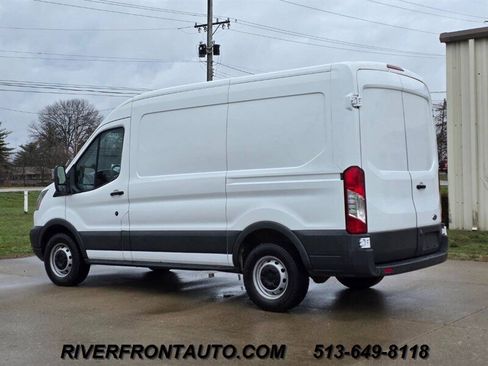 Used 2017 Ford Transit 250 130 Medium Roof image 6