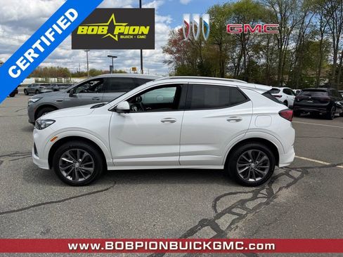 Certified 2021 Buick Encore GX Essence w/ Advanced Technology Package AWD/4WD image 3