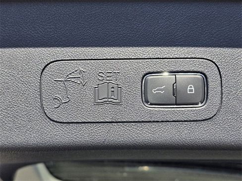 New 2025 Lincoln Aviator Reserve w/ Equipment Group 201A image 9