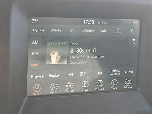 Used 2019 Jeep Compass Latitude w/ Cold Weather Group image 16