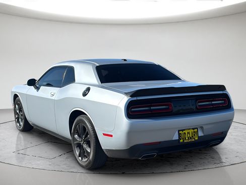 Used 2020 Dodge Challenger SXT w/ Driver Convenience Group AWD/4WD image 15