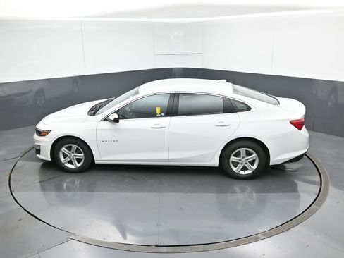 Used 2024 Chevrolet Malibu LT image 44