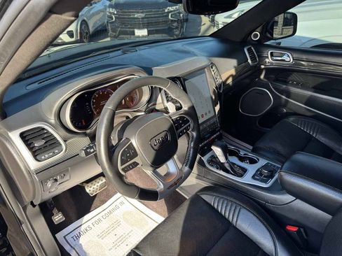 Used 2018 Jeep Grand Cherokee Trackhawk AWD/4WD image 12