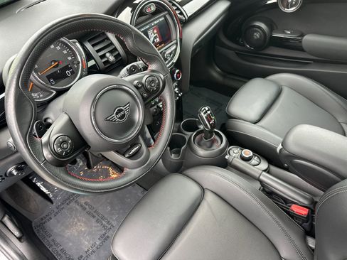 Used 2020 MINI Cooper S w/ Premium Package image 10