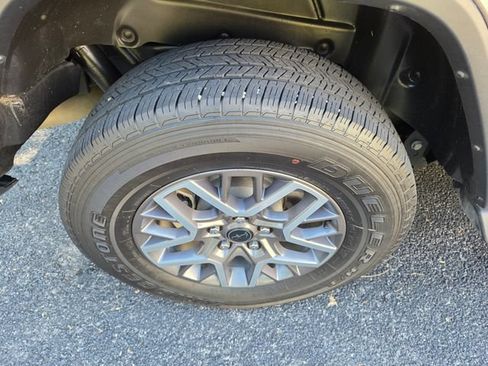 Used 2025 Jeep Wrangler Unlimited Sahara AWD/4WD image 31
