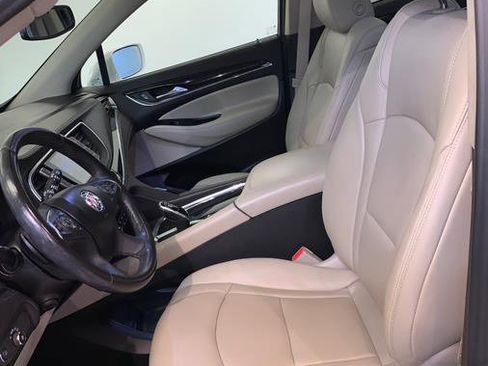 Used 2020 Buick Enclave Premium w/ Sun and Sites Package image 11