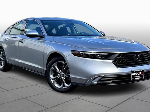 Used 2024 Honda Accord EX image 3