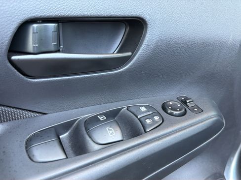 Certified 2025 Nissan Kicks Play S FWD image 18