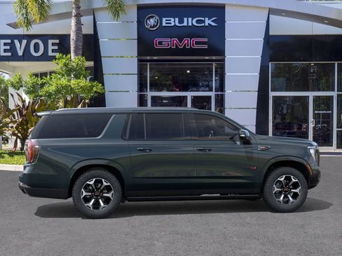 New 2026 GMC Yukon XL AT4 AWD/4WD image 5