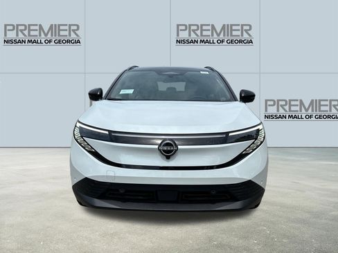 New 2026 Nissan Leaf Platinum+ FWD image 2