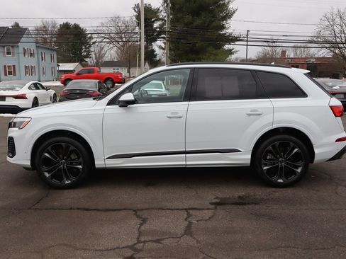 Used 2025 Audi Q7 3.0T Premium Plus w/ Premium Plus Package image 8