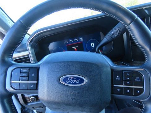 Used 2024 Ford F250 Lariat w/ Chrome Package image 22