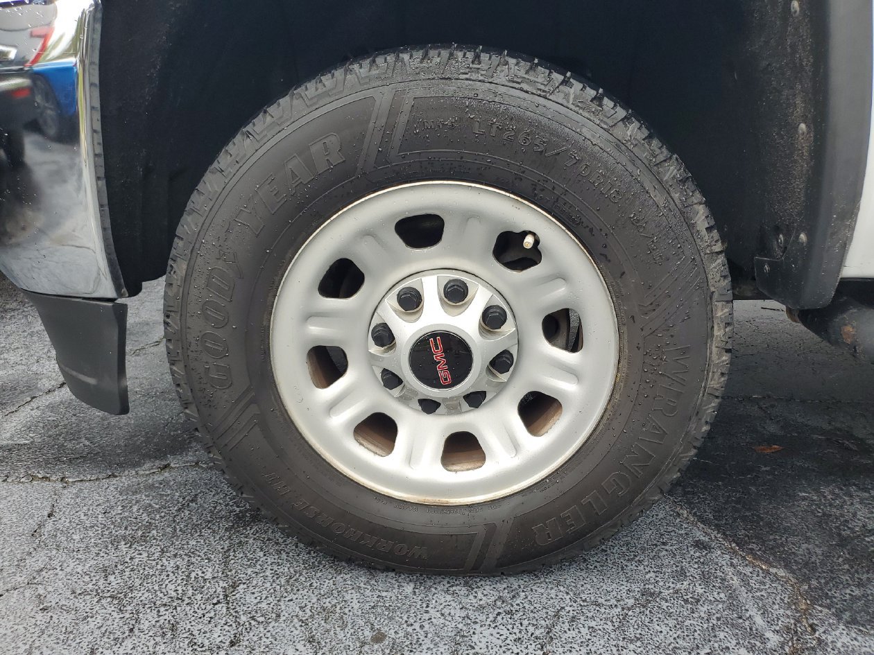 Used 2019 GMC Sierra 2500 4x4 Double Cab w/ Sierra Convenience Package image 5