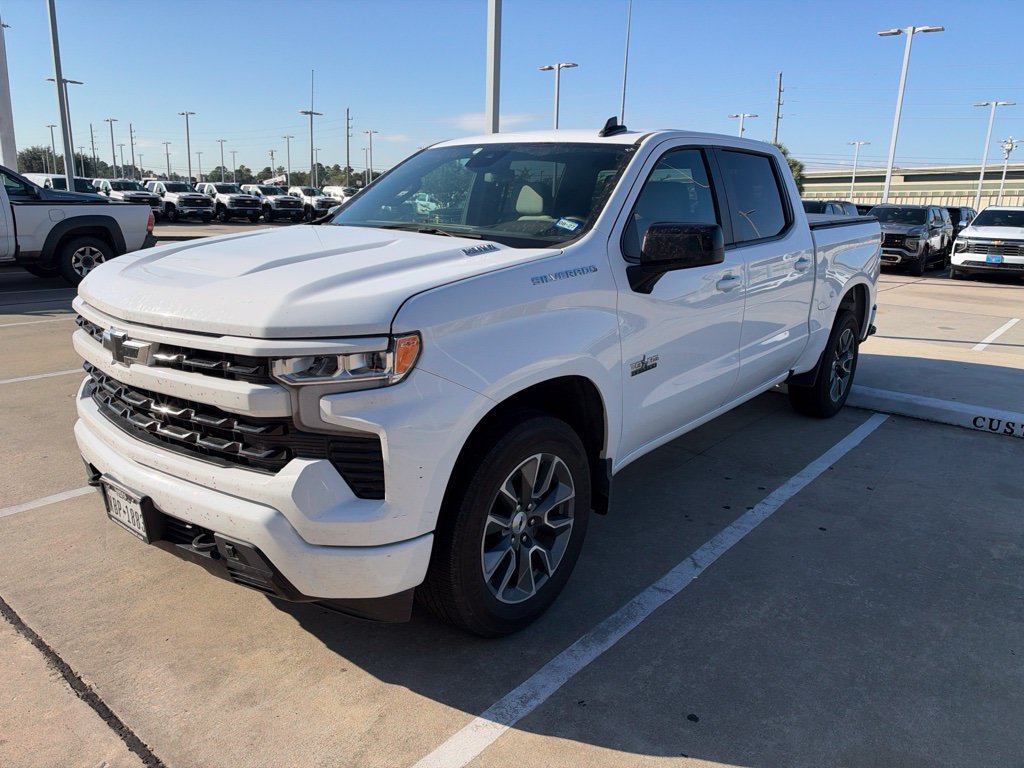Used 2025 Chevrolet Silverado 1500 RST RWD image 1