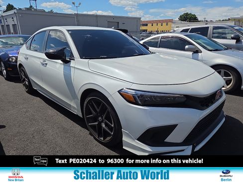 Used 2023 Honda Civic Sport image 1