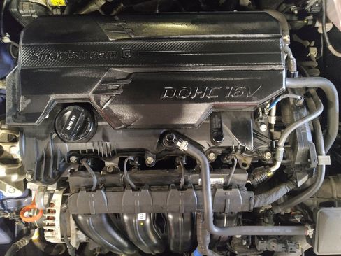 Used 2022 Hyundai Elantra SEL w/ Cargo Package image 30