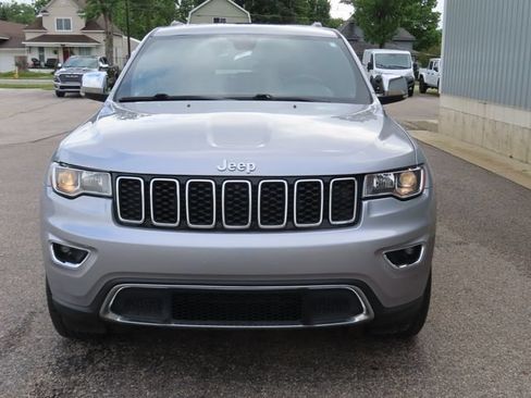 Used 2020 Jeep Grand Cherokee Limited w/ Luxury Group II AWD/4WD image 12