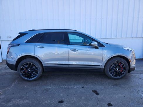 New 2026 Cadillac XT5 Sportv w/ LPO, Onyx Lite Package image 2
