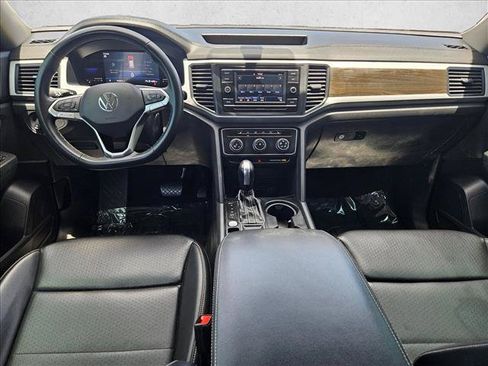 Used 2022 Volkswagen Atlas SE FWD image 17