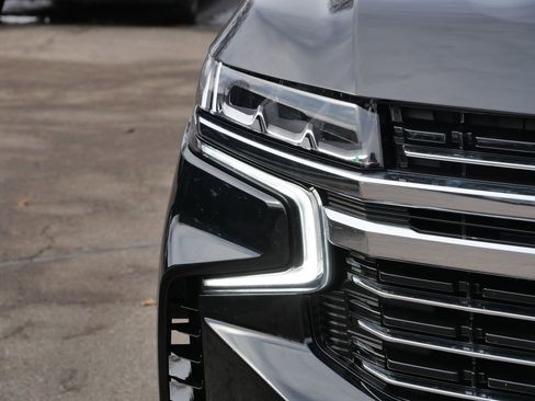 Used 2023 Chevrolet Tahoe LT image 3