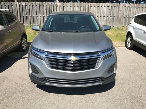 Used 2024 Chevrolet Equinox LT w/ LPO, Floor Liner Package FWD image 10