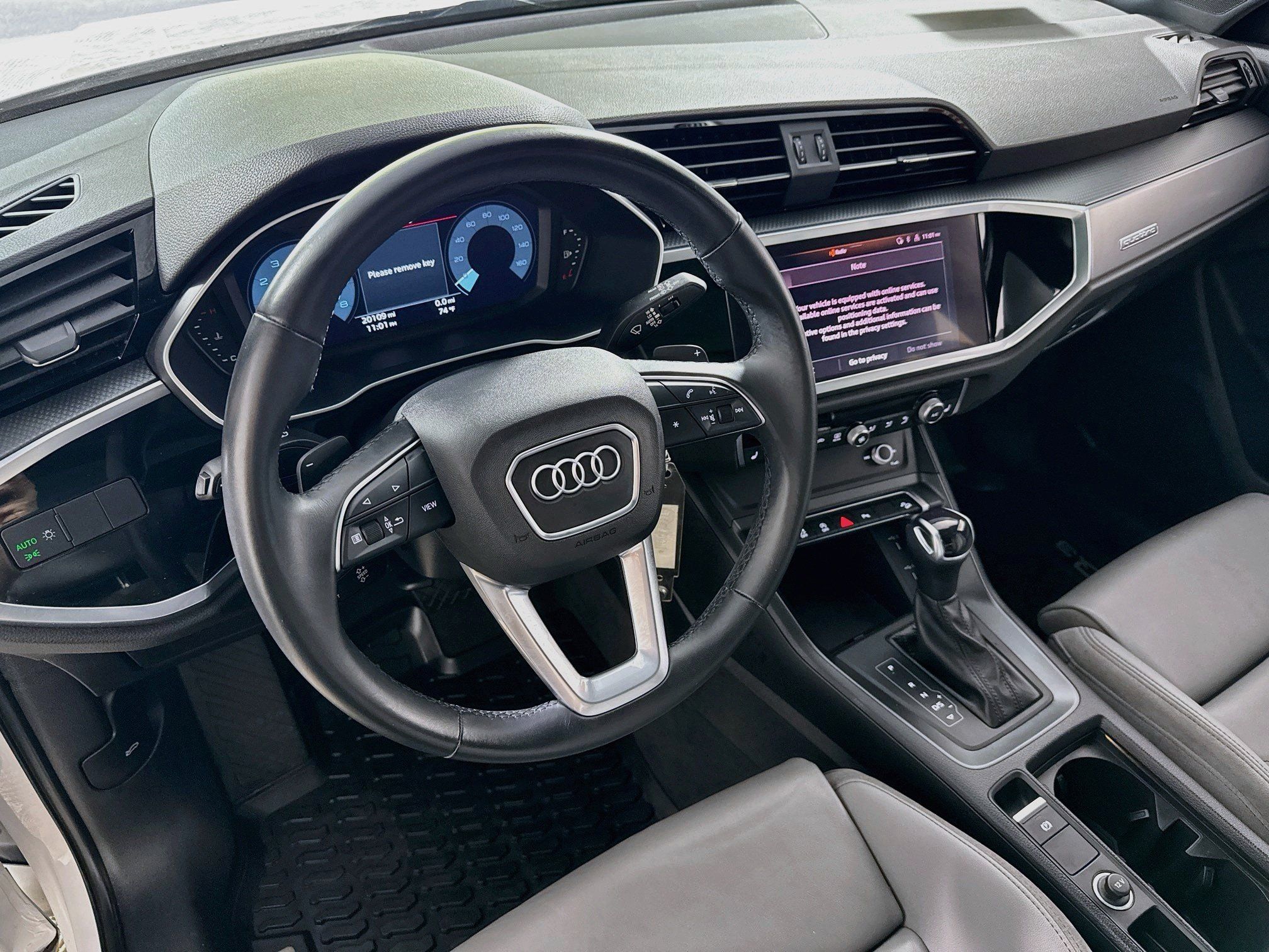 Used 2022 Audi Q3 2.0T Premium w/ Black Optic Sport Package AWD/4WD image 12