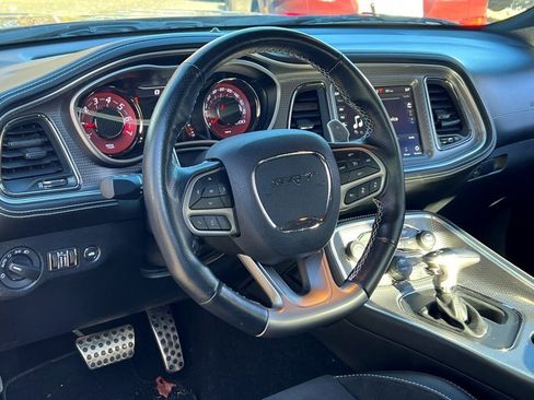 Used 2022 Dodge Challenger SRT Hellcat w/ Plus Package image 14