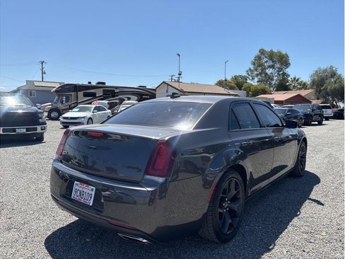 Used 2021 Chrysler 300 S RWD image 5