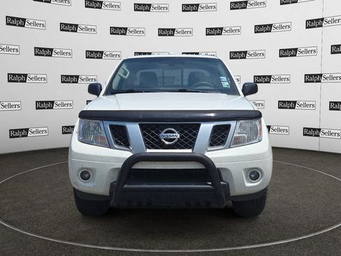 Used 2017 Nissan Frontier Desert Runner RWD image 8