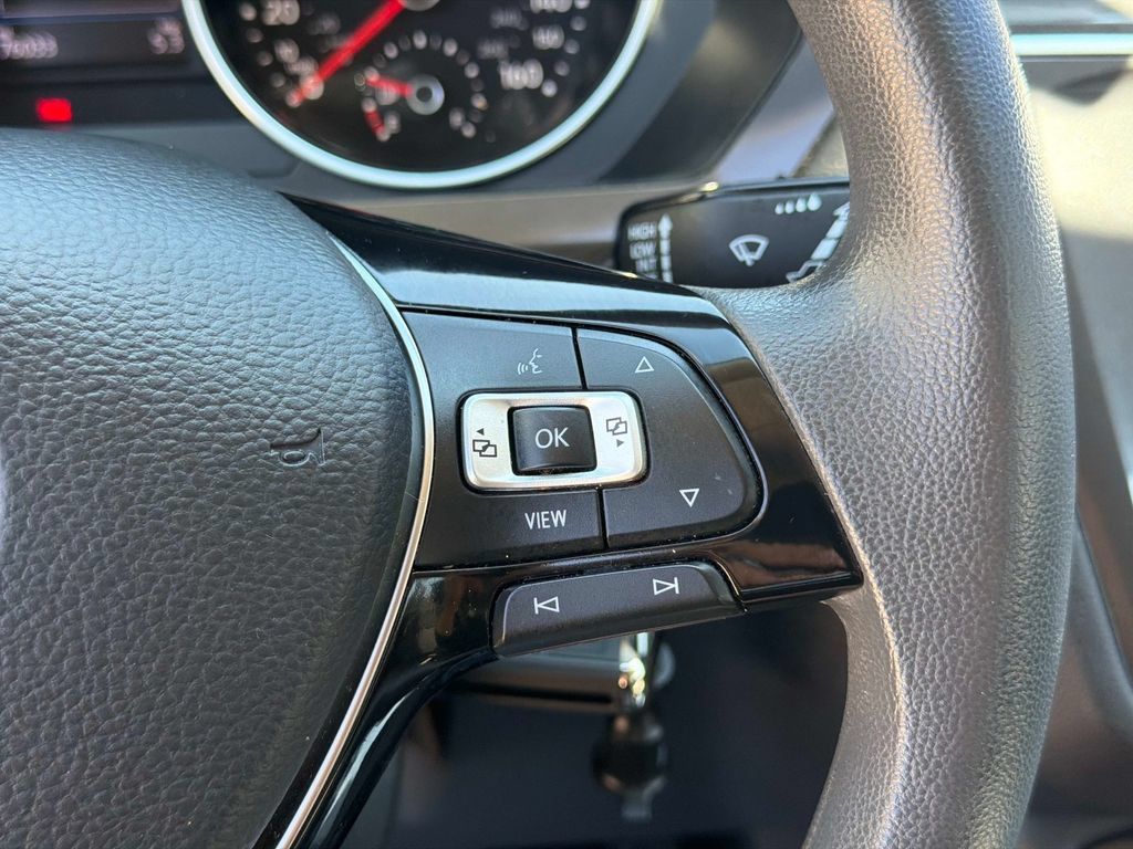 Used 2021 Volkswagen Tiguan S FWD image 28